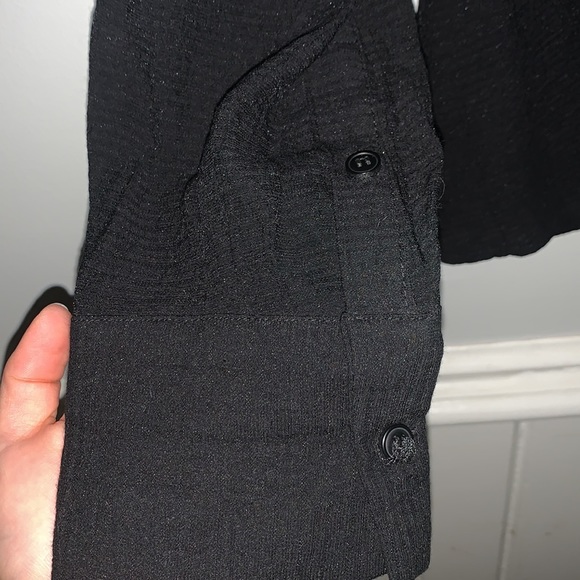 Cross tie Zara top. - Picture 3 of 3